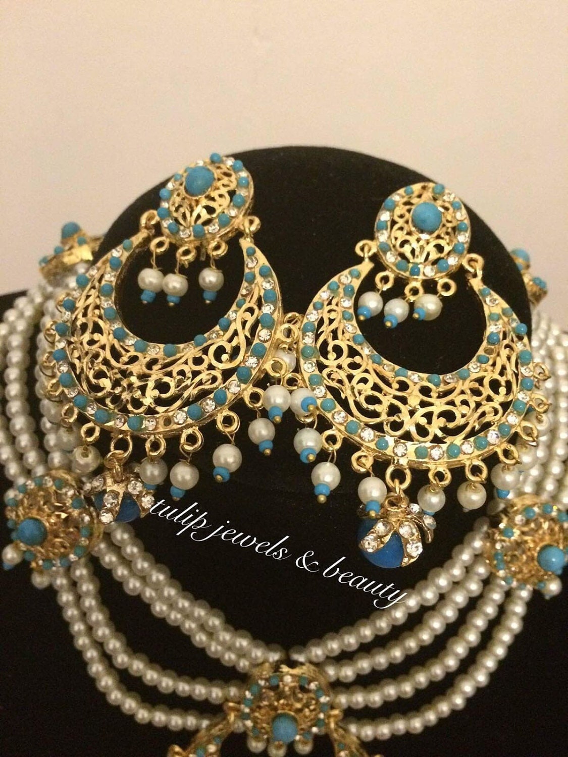 Indian/Pakistani  Traditional Hyderabadi chandballi Pearls Jewellery Set & Bangles
