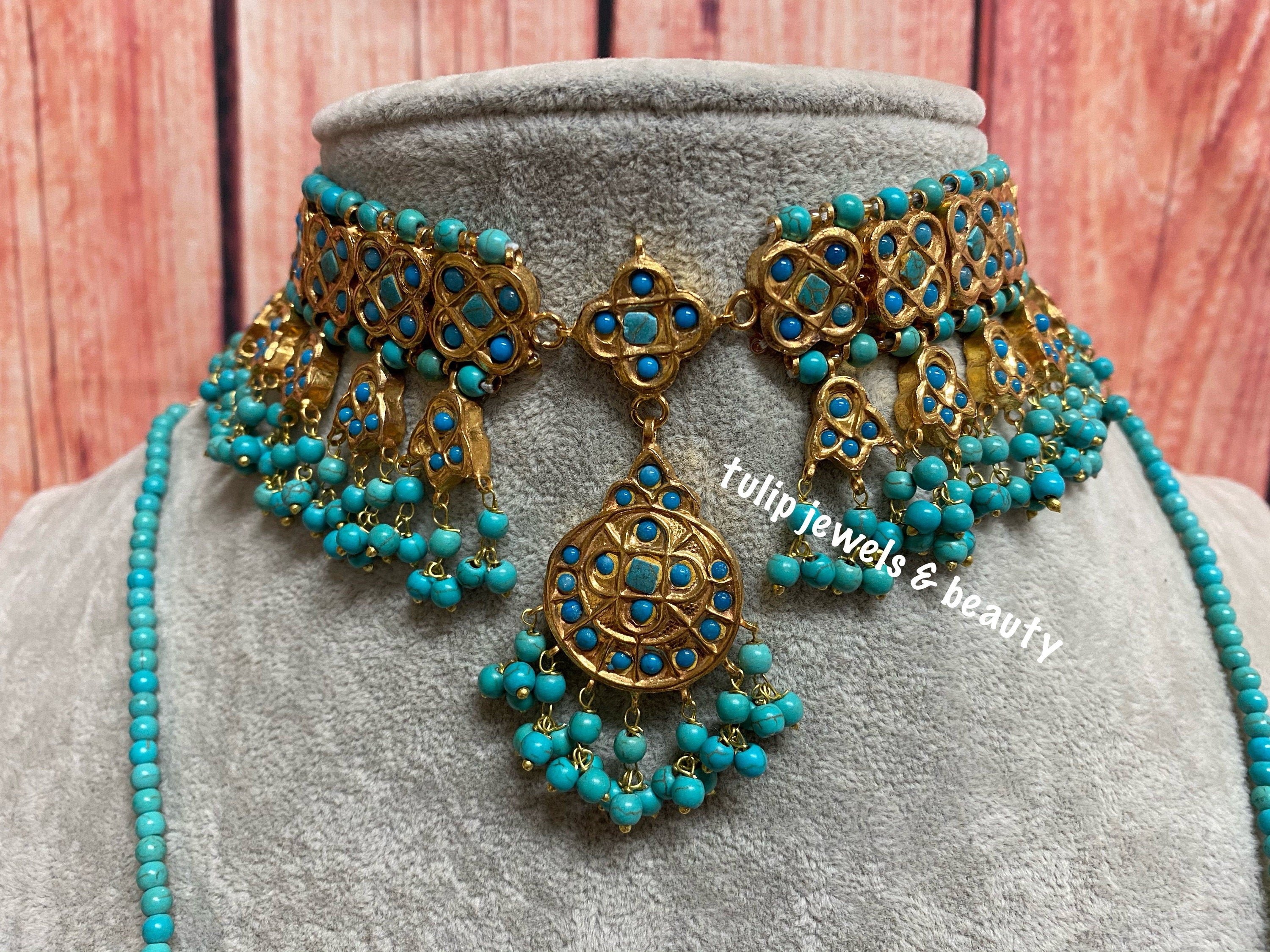 Gold plated thappa set. Choker and earrings jewellery set, indian Jewellery, pakistani Jewellery.  Turquoise jewellery