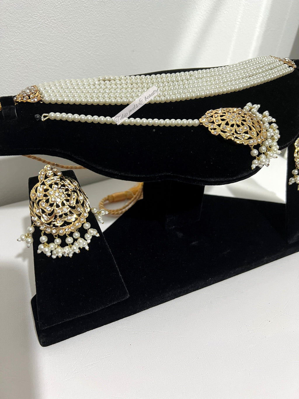 Handcrafted Gold Plated Bridal Choker Set: Pearls & Tikka