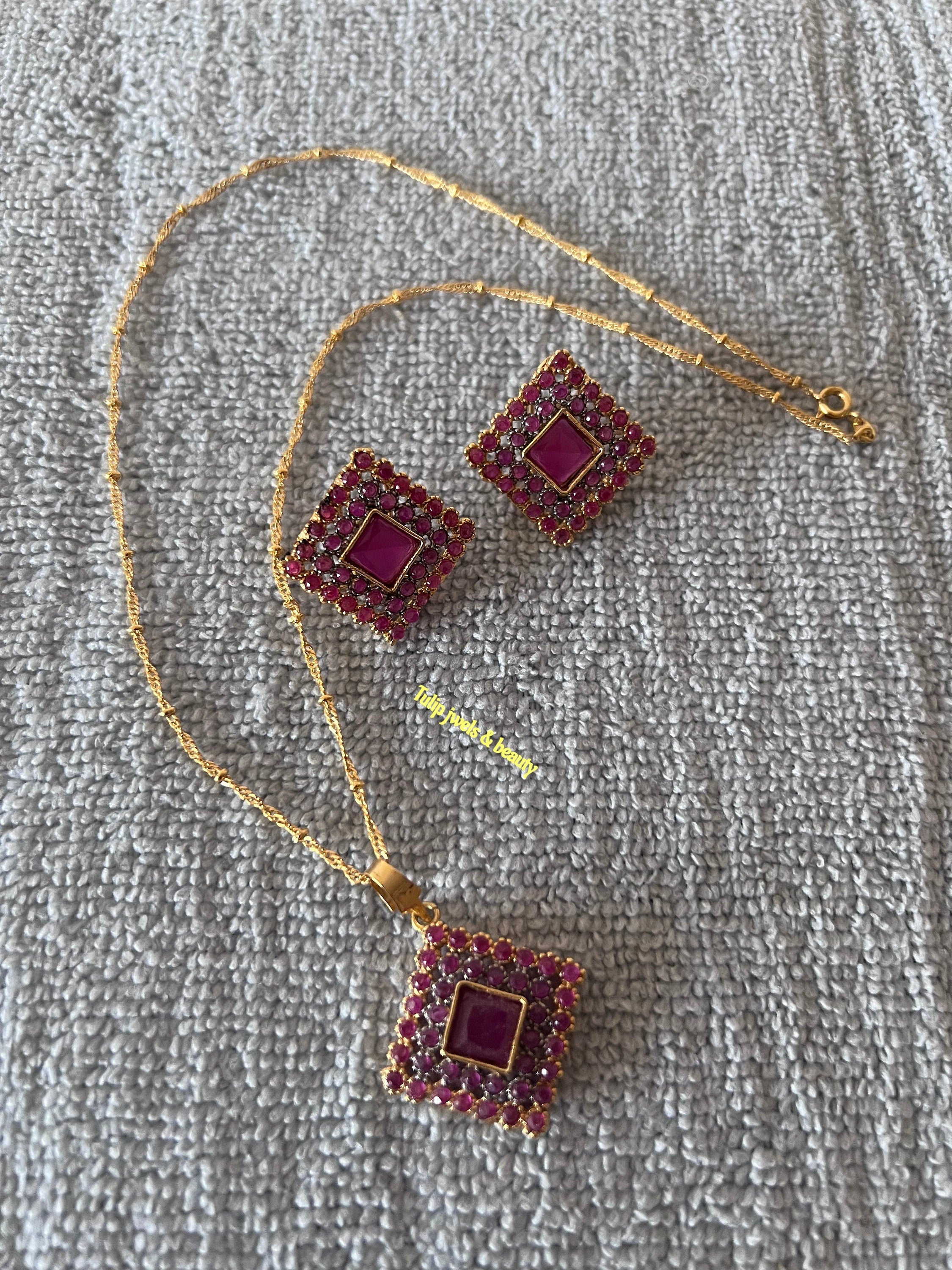 Pendent set gift for her, christmas gift for women, mother day gift,  Gold Plated Hot Pink Pendant and Studs Set
