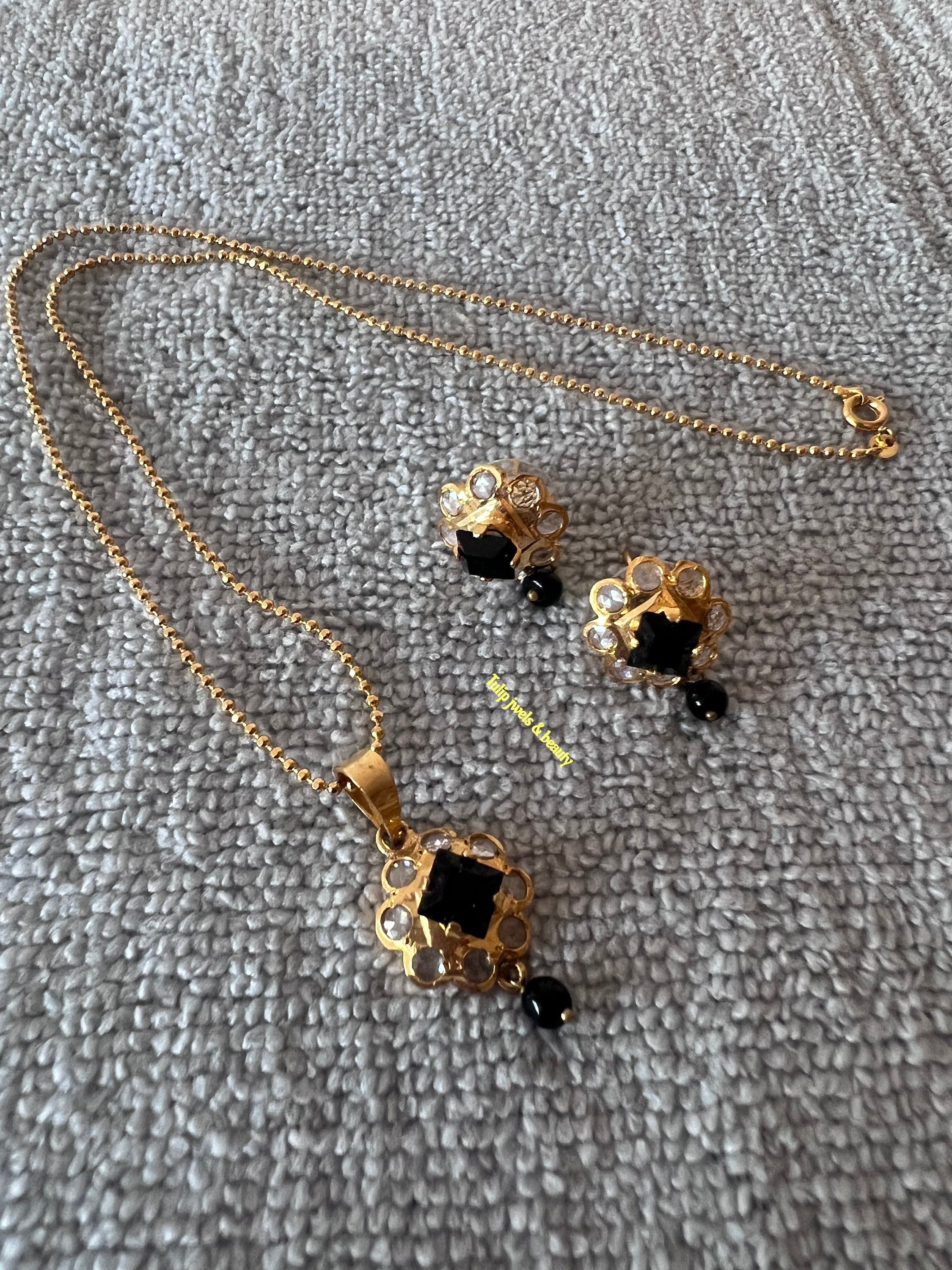 Gold Plated Pendant Set: Black Polki Stone Studs
