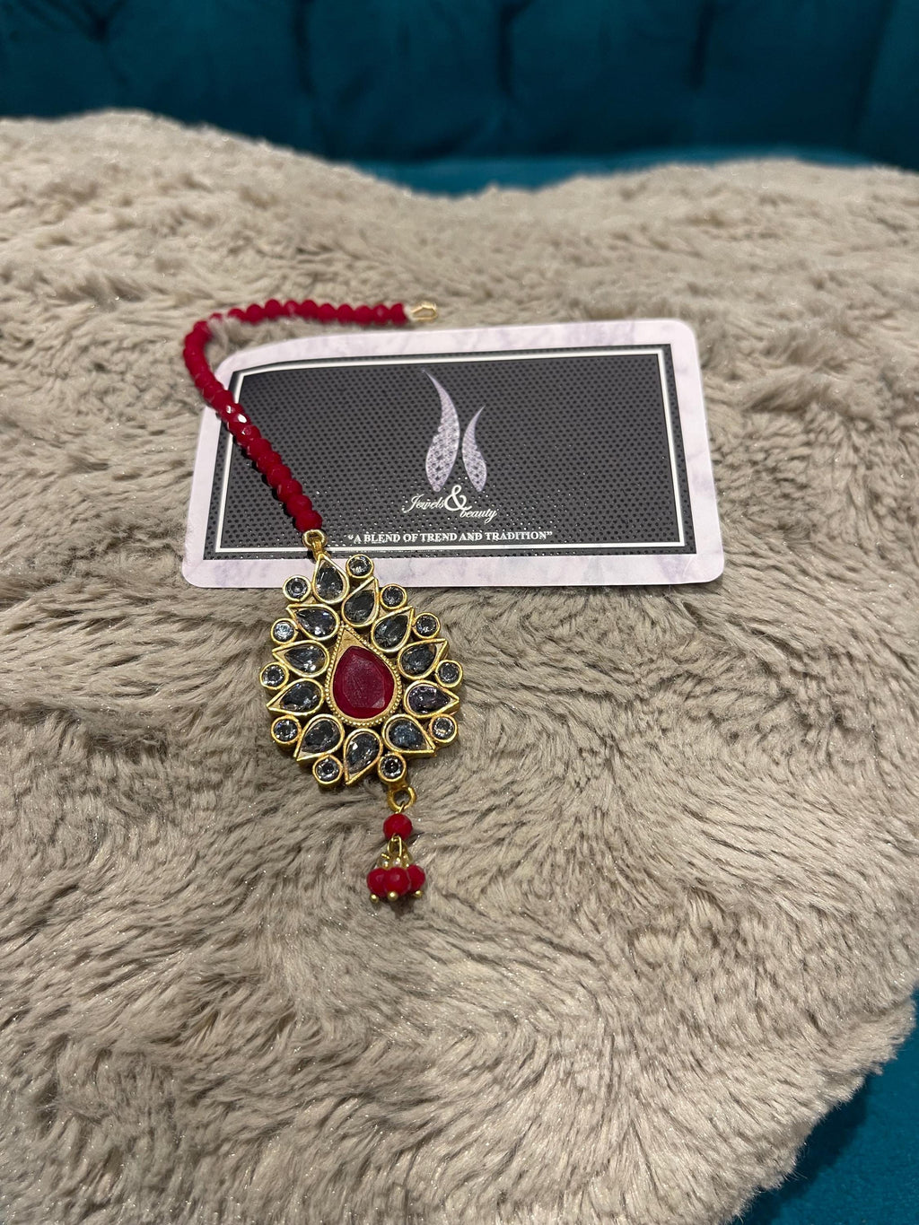 Red Kundan Mang Tikka: Indian Head Jewelry