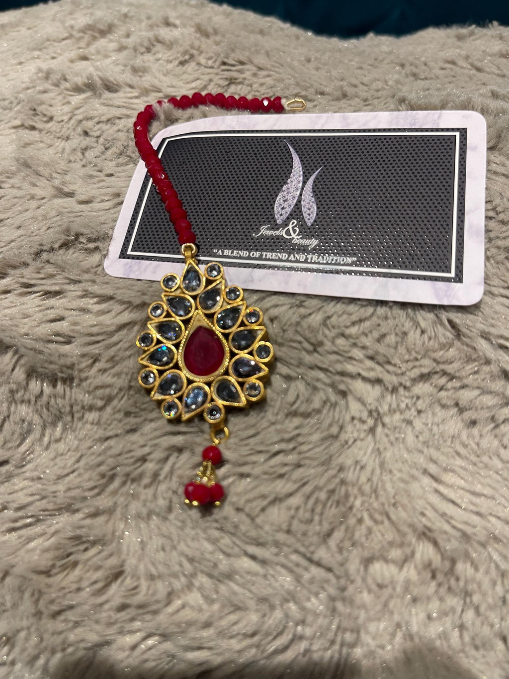 Red Kundan Mang Tikka: Indian Head Jewelry