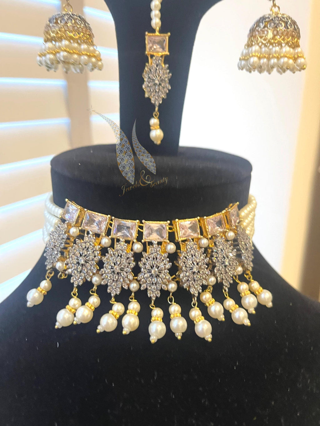 Indian Jewelry Necklace Set: Jhumki Earrings & Tikka, Pearls