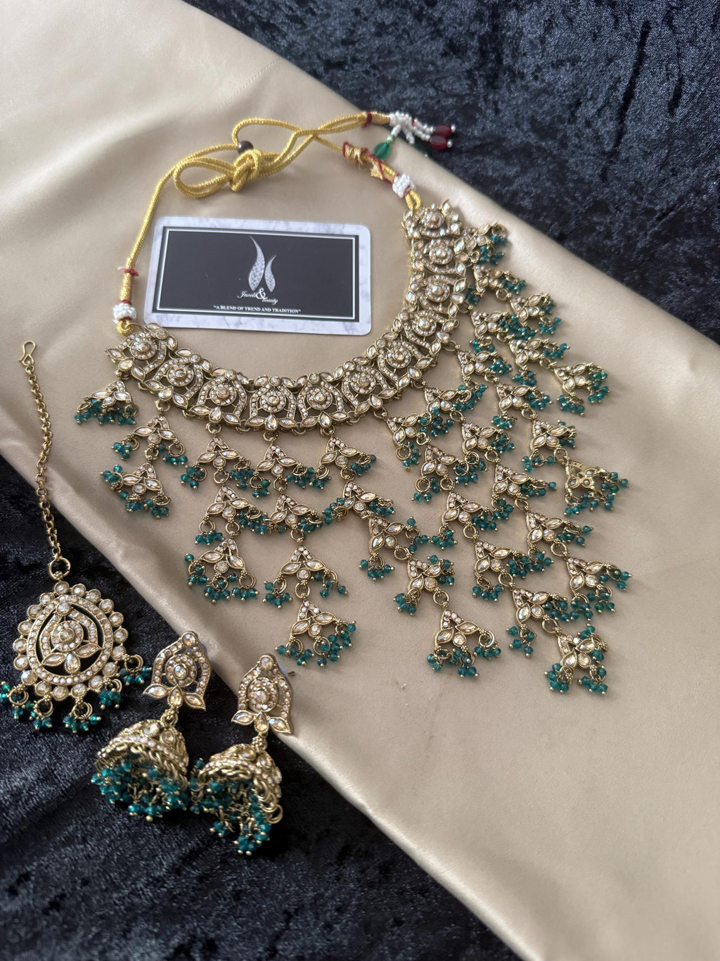 Polki choker jhumki and tikka set antique polish Green jewellery set , Indian jewelry Pakistani jewellery  Jhumki Earrings,