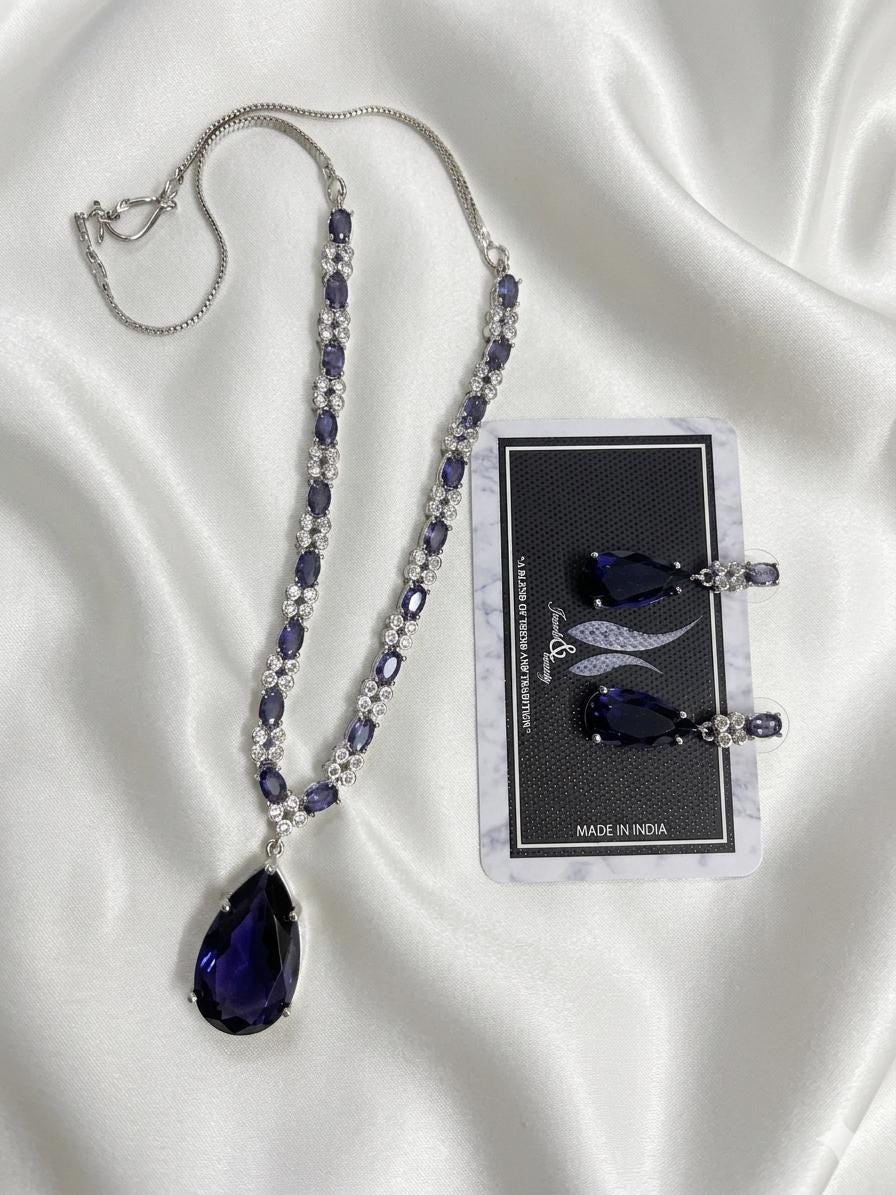 Purpl Crystal Bridal Jewelry Set, Teardrop Necklace and Earrings Set, purple Wedding Jewelry, Bridesmaid Gift, Silver Statement Necklace