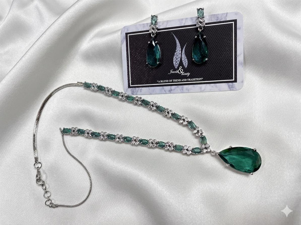 Green Crystal Bridal Jewelry Set, Teardrop Necklace and Earrings Set, green Wedding Jewelry, Bridesmaid Gift, Silver Statement Necklace